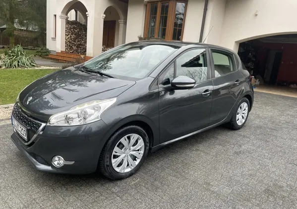 peugeot Peugeot 208 cena 23800 przebieg: 138055, rok produkcji 2012 z Pruszków